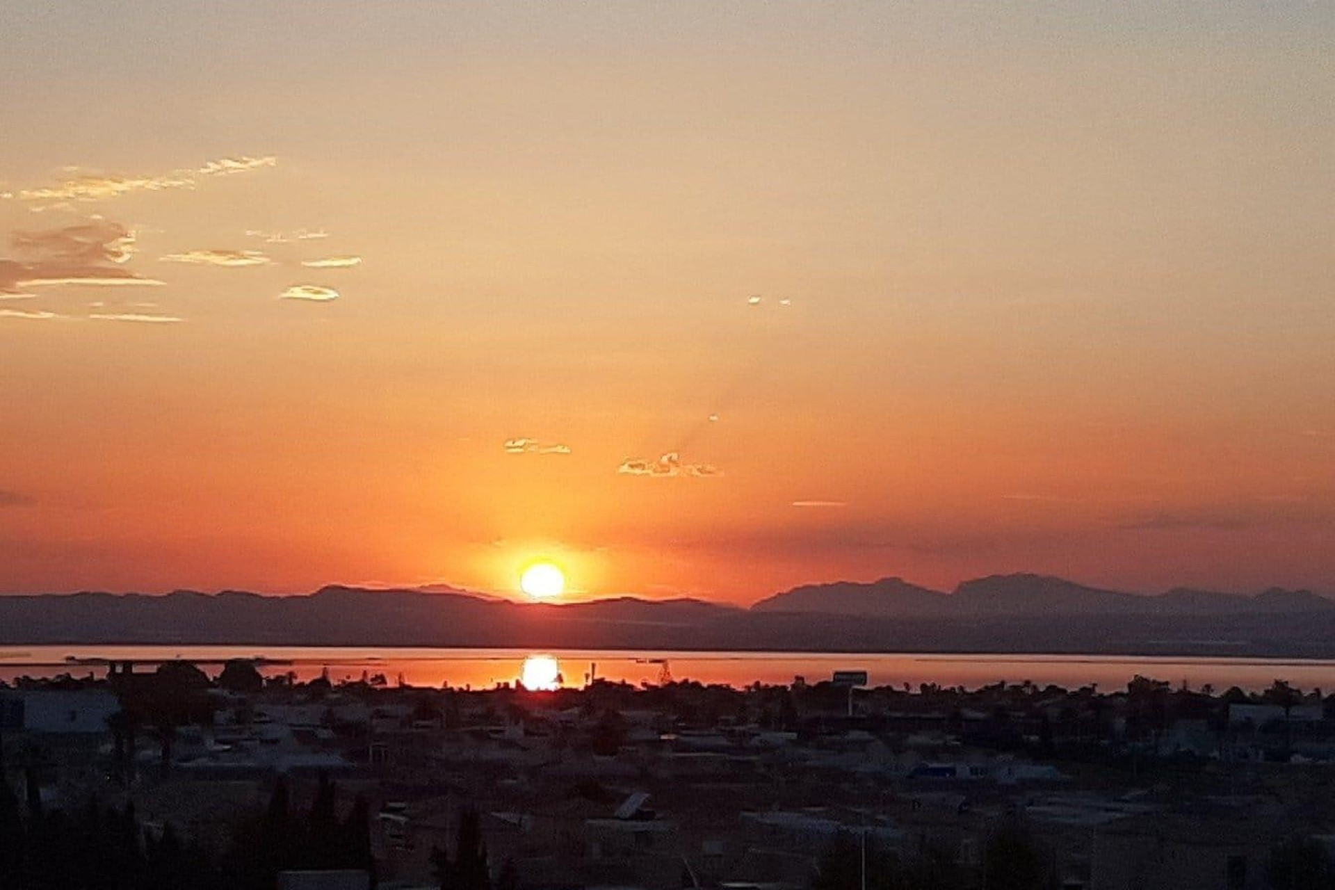 Resale - Wohnung / Apartment -
Torrevieja