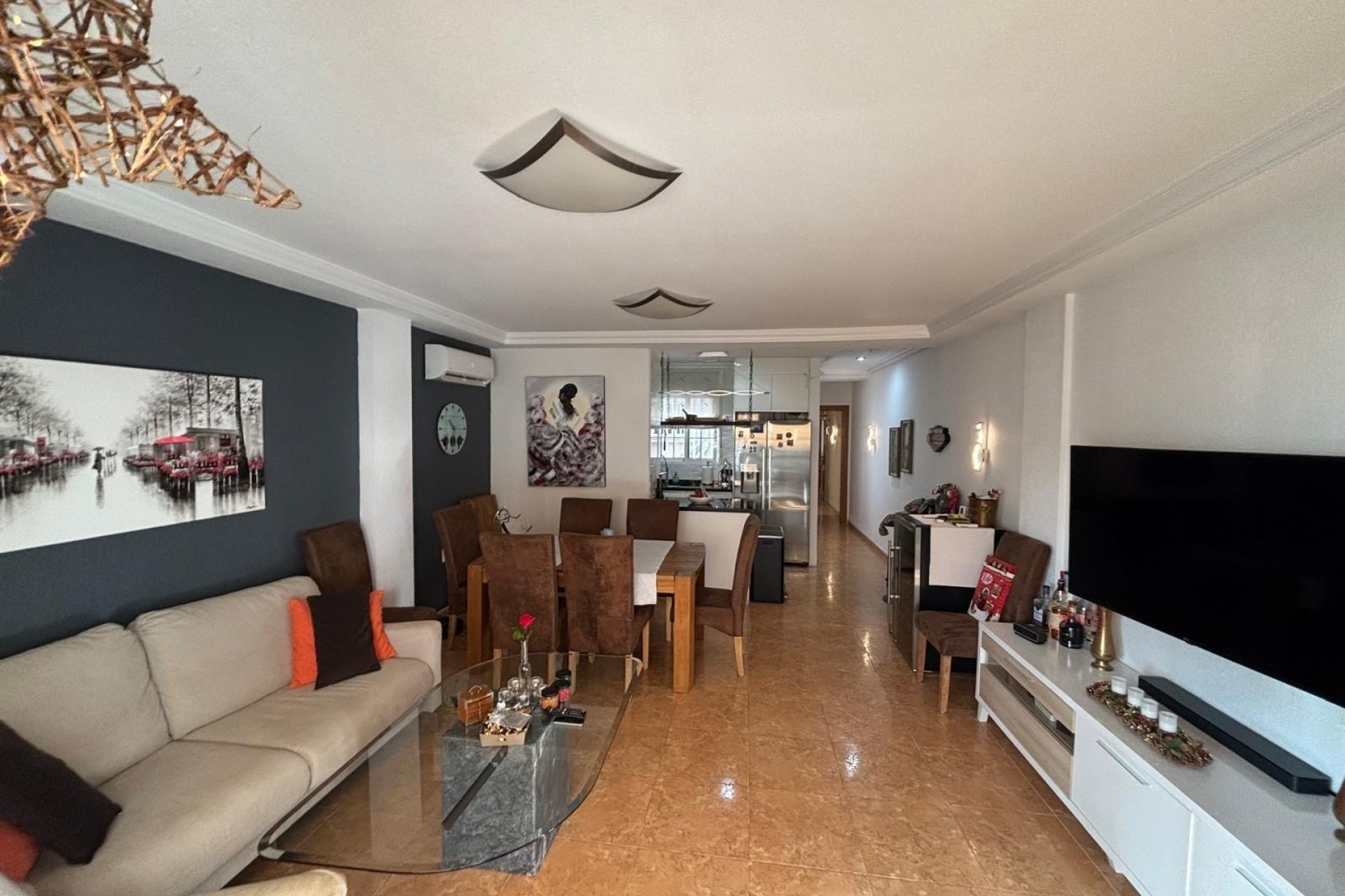 Resale - Wohnung / Apartment -
Torrevieja