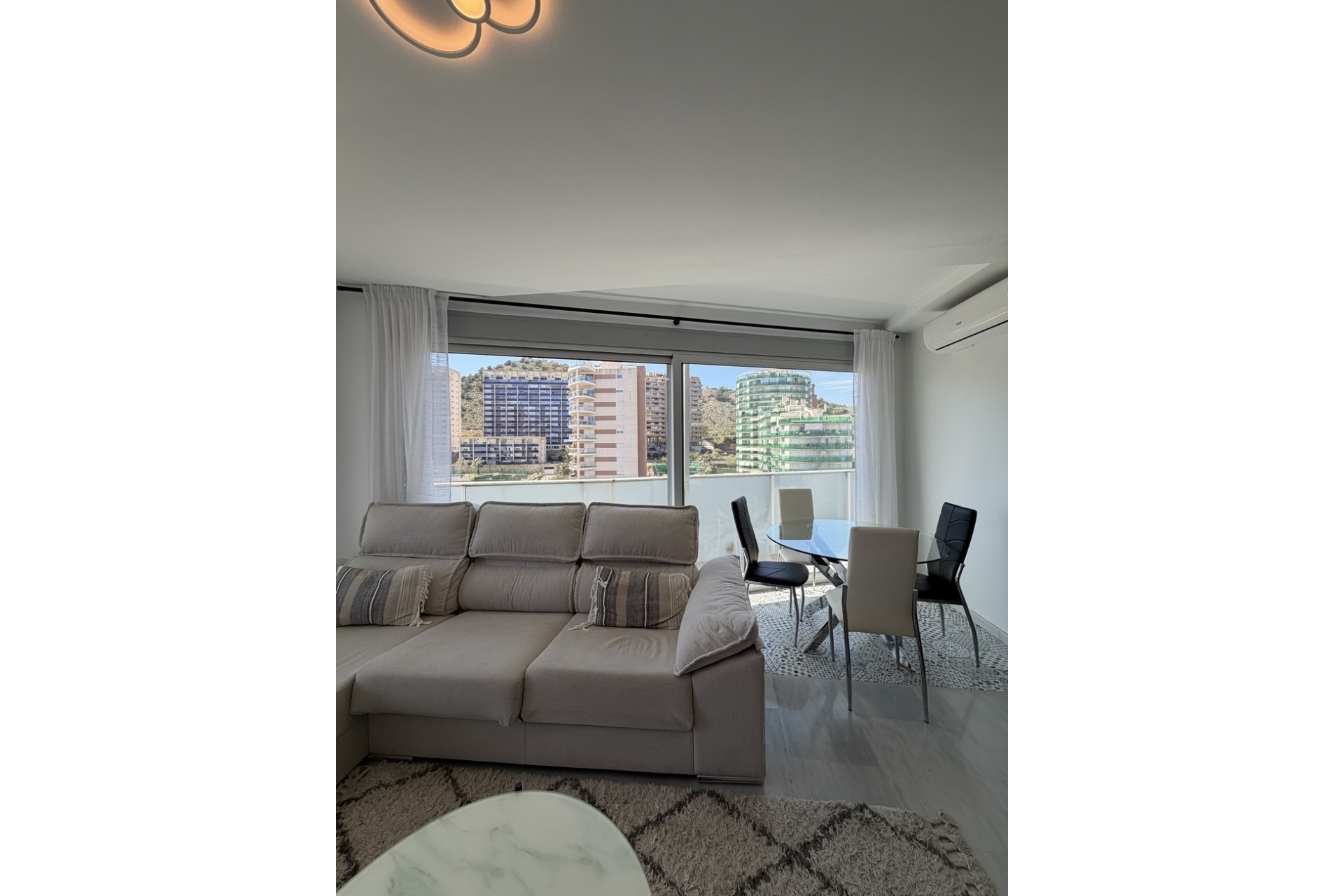Resale - Wohnung / Apartment -
Villajoyosa - Finestrat