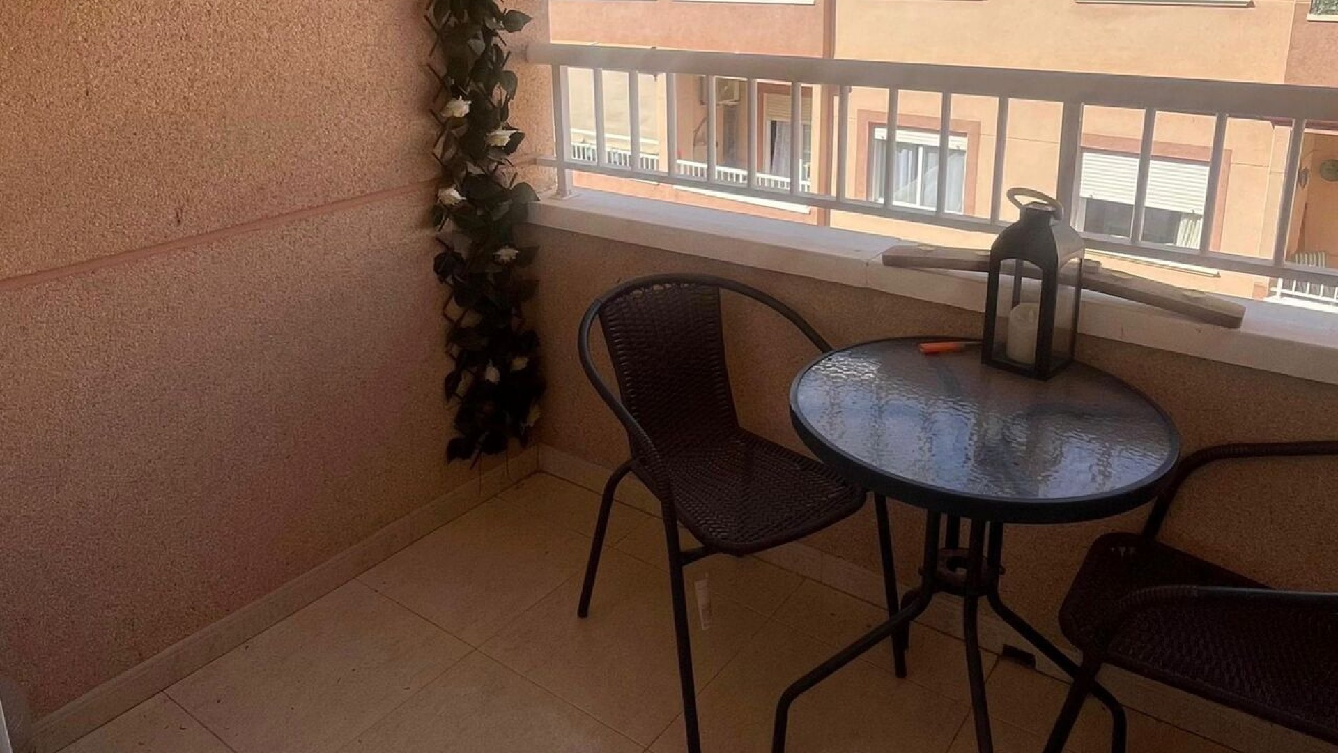 Resale - Wohnung Appartement -
Algorfa