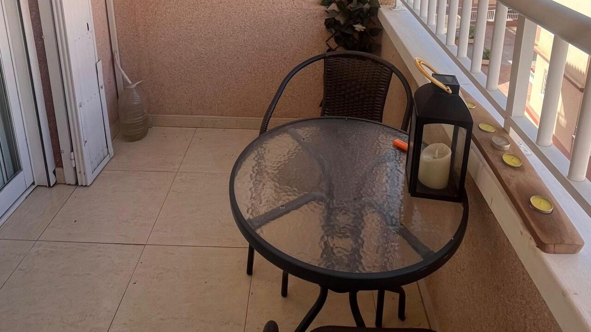 Resale - Wohnung Appartement -
Algorfa