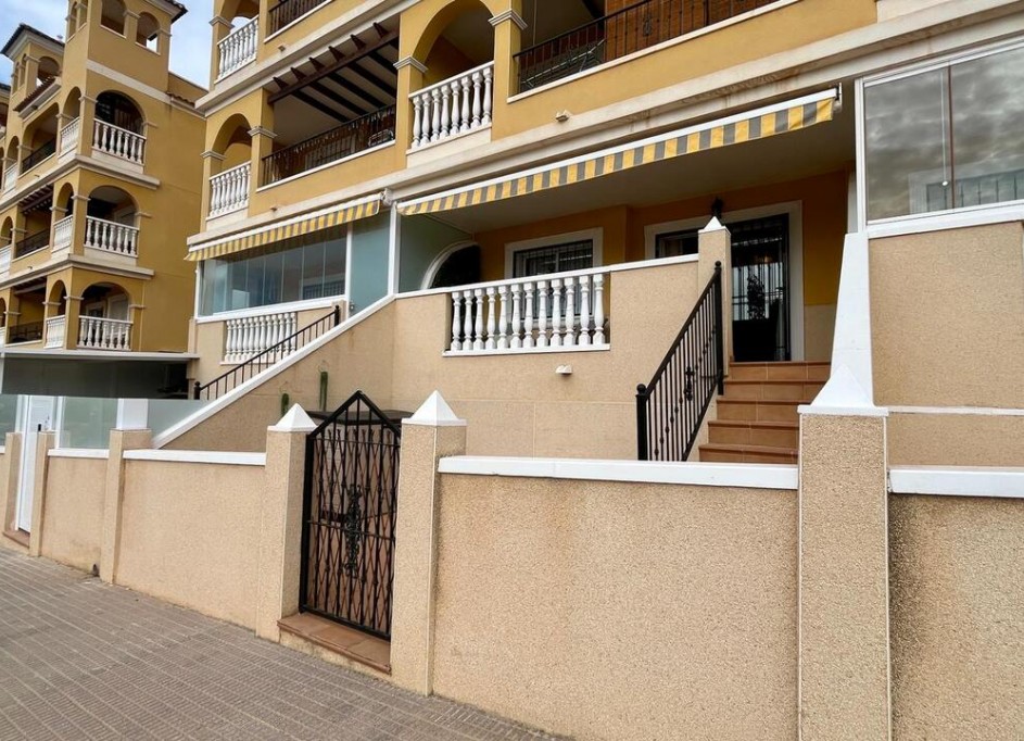 Resale - Wohnung Appartement -
Algorfa