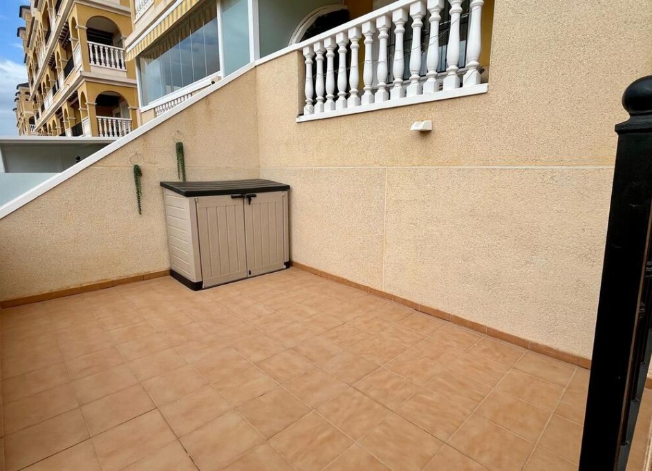 Resale - Wohnung Appartement -
Algorfa