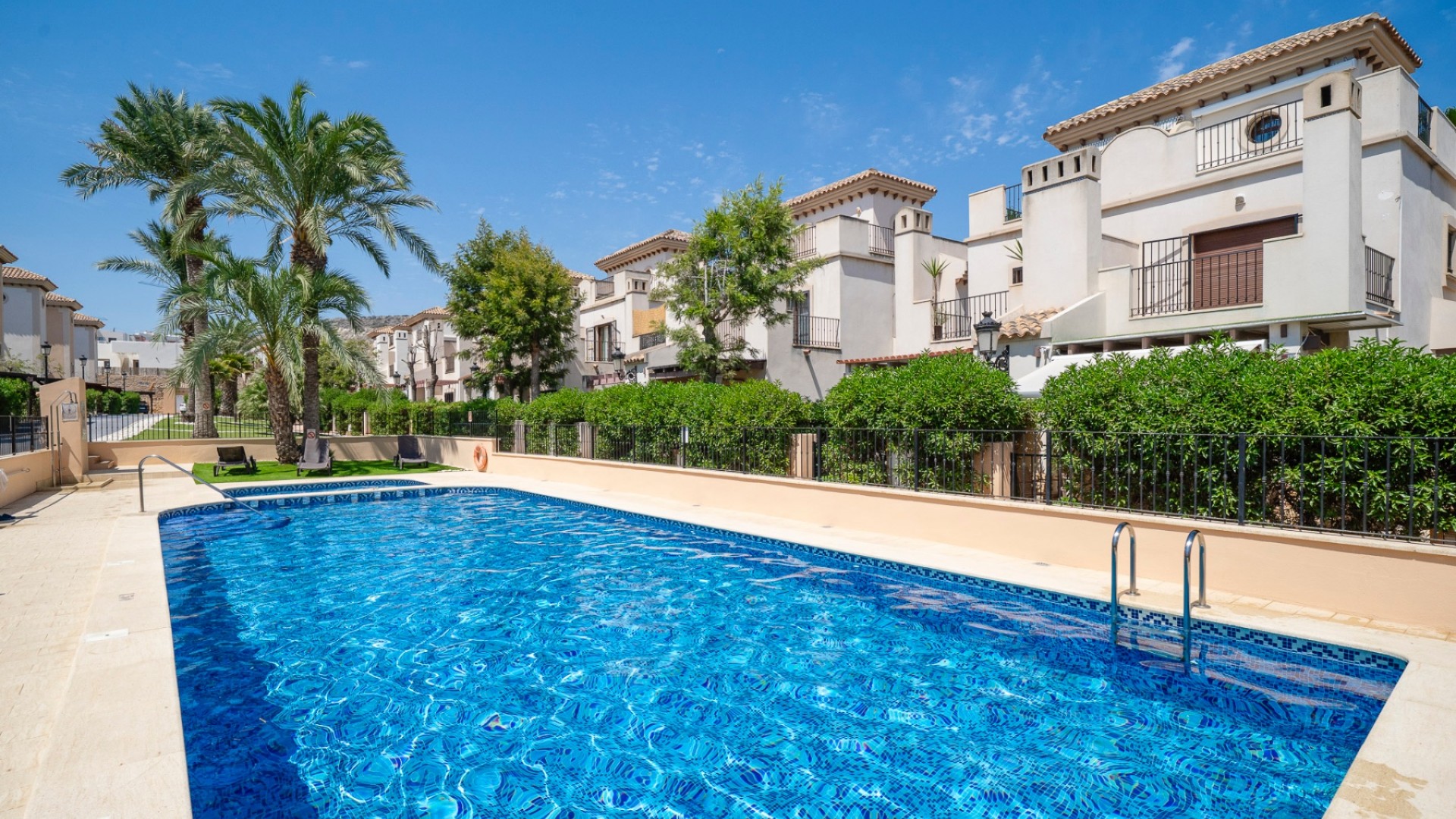 Resale - Wohnung Appartement -
Algorfa