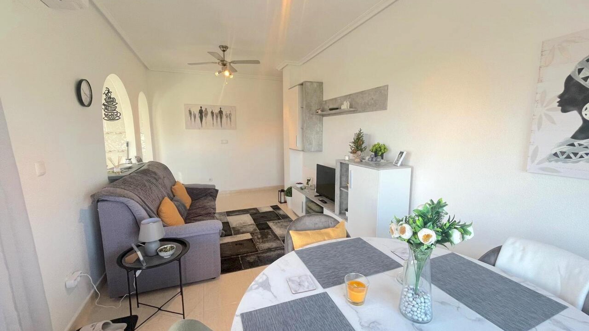 Resale - Wohnung Appartement -
Algorfa