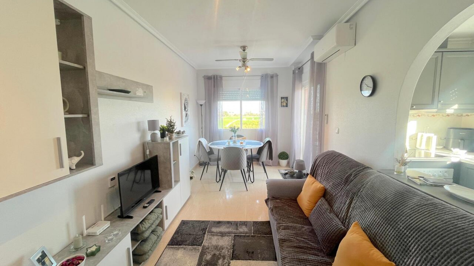 Resale - Wohnung Appartement -
Algorfa