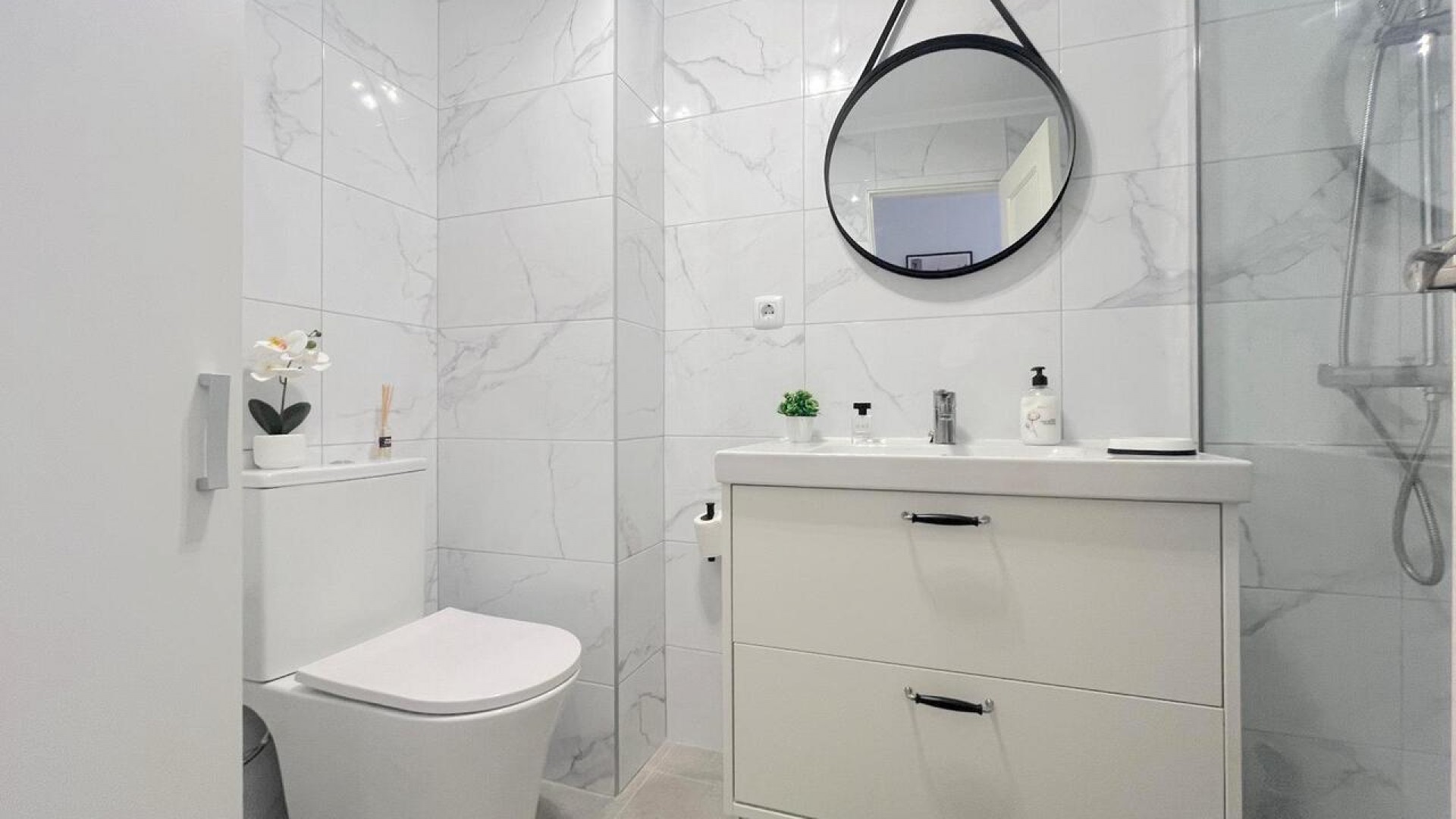 Resale - Wohnung Appartement -
Algorfa