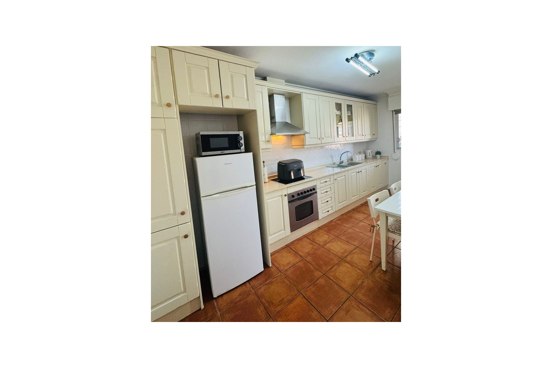 Resale - Wohnung / Appartement -
Algorfa