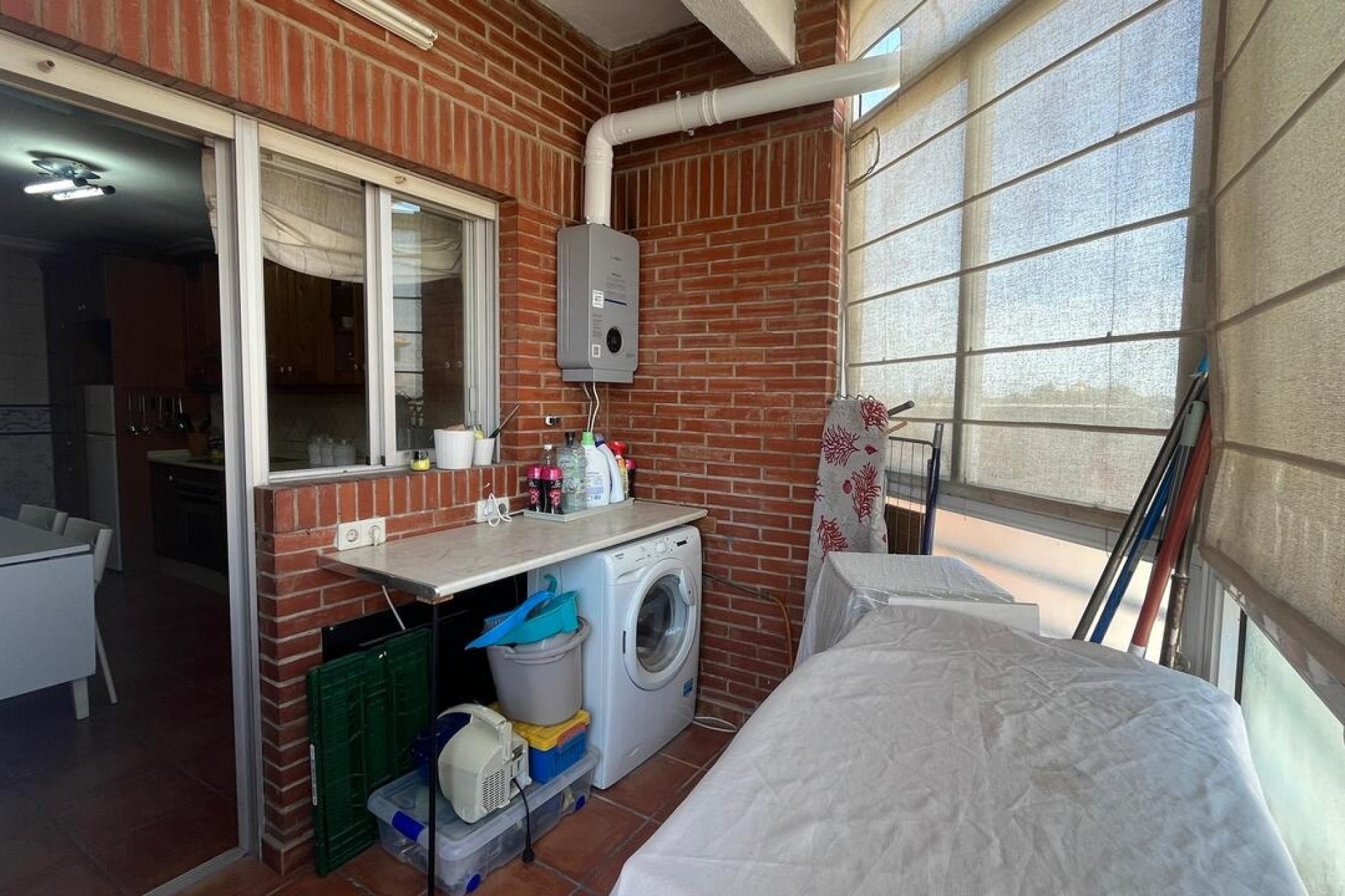 Resale - Wohnung / Appartement -
Algorfa