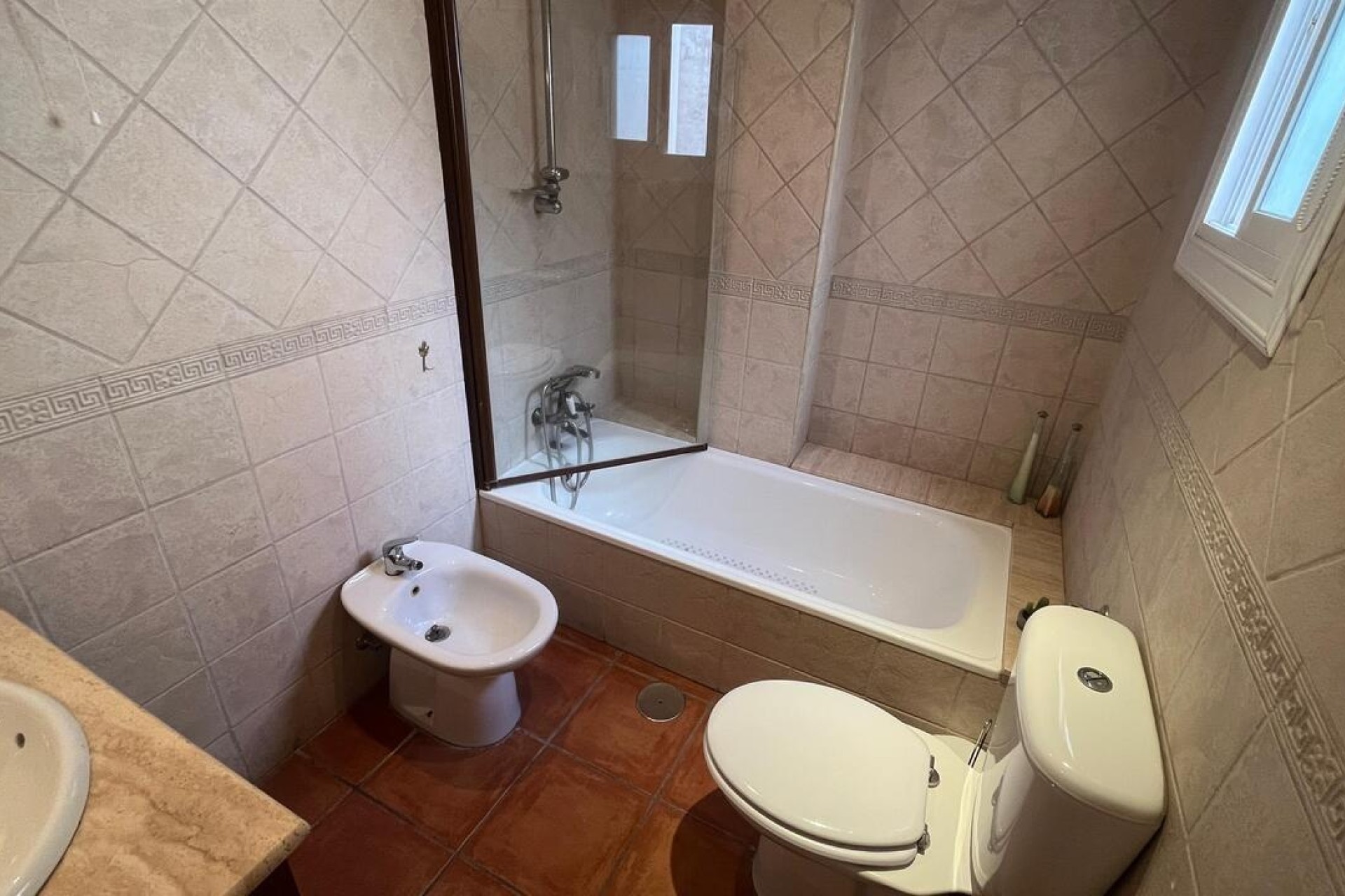 Resale - Wohnung / Appartement -
Algorfa