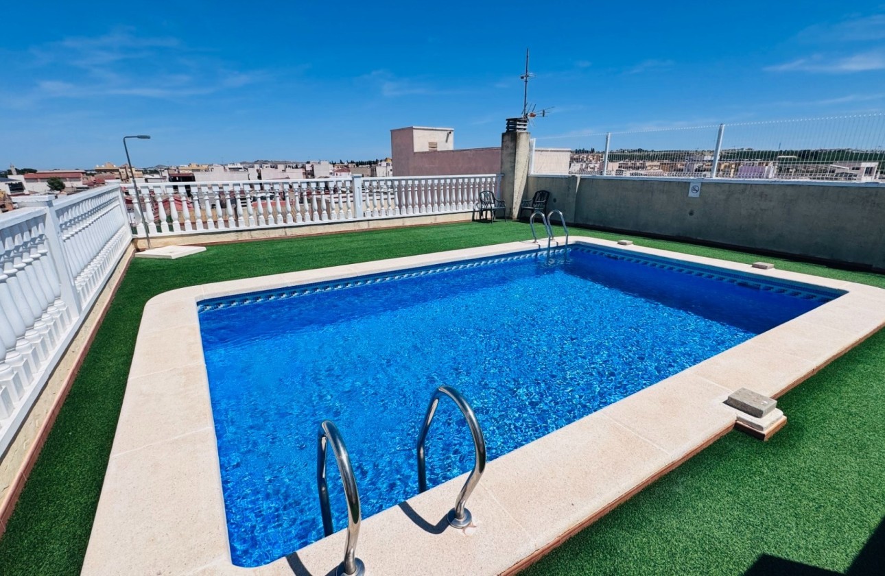 Resale - Wohnung / Appartement -
Algorfa