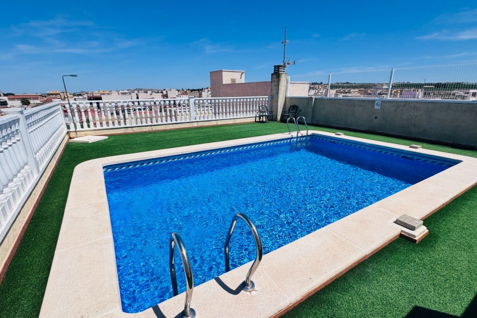 Resale - Wohnung / Appartement -
Algorfa