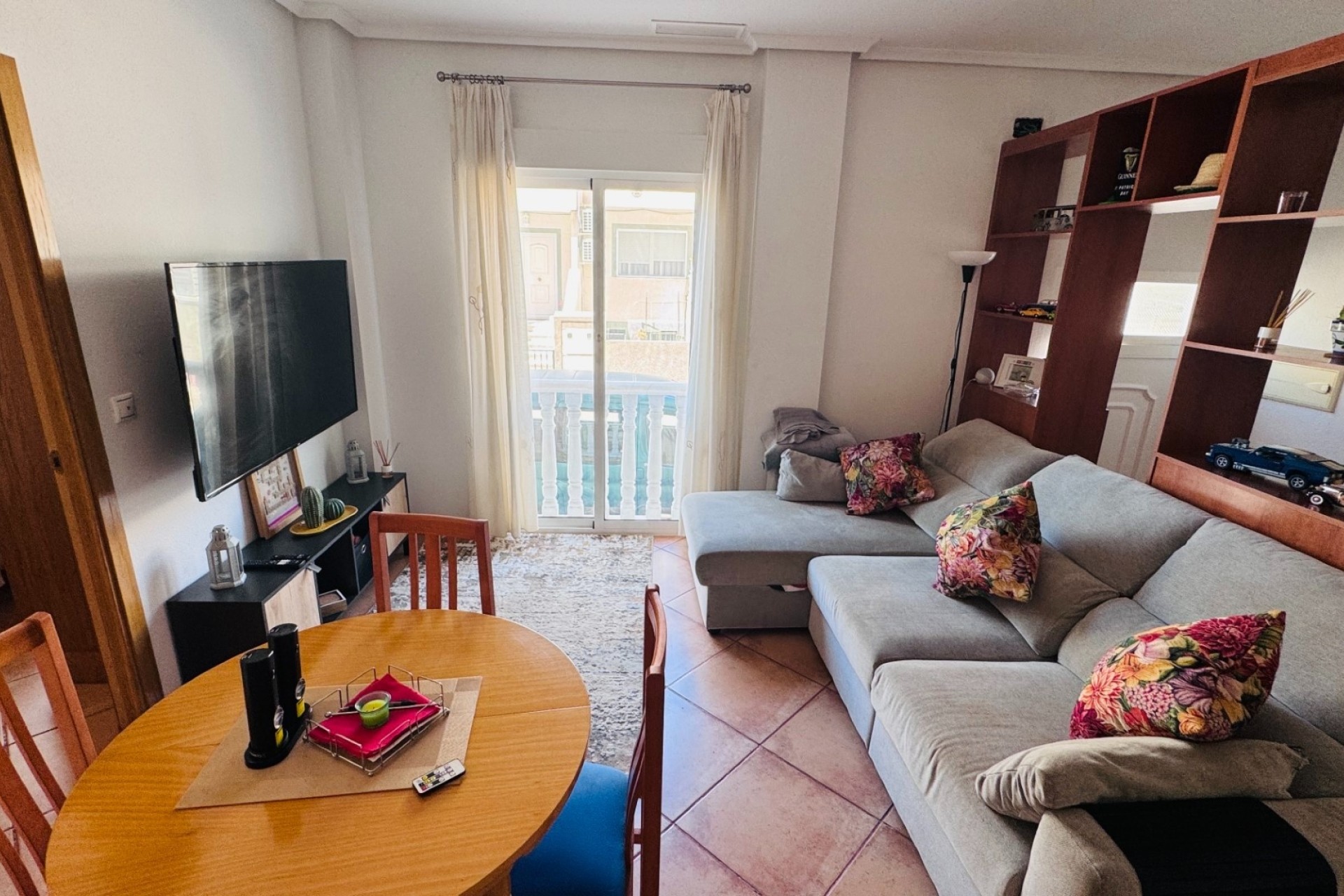 Resale - Wohnung / Appartement -
Algorfa