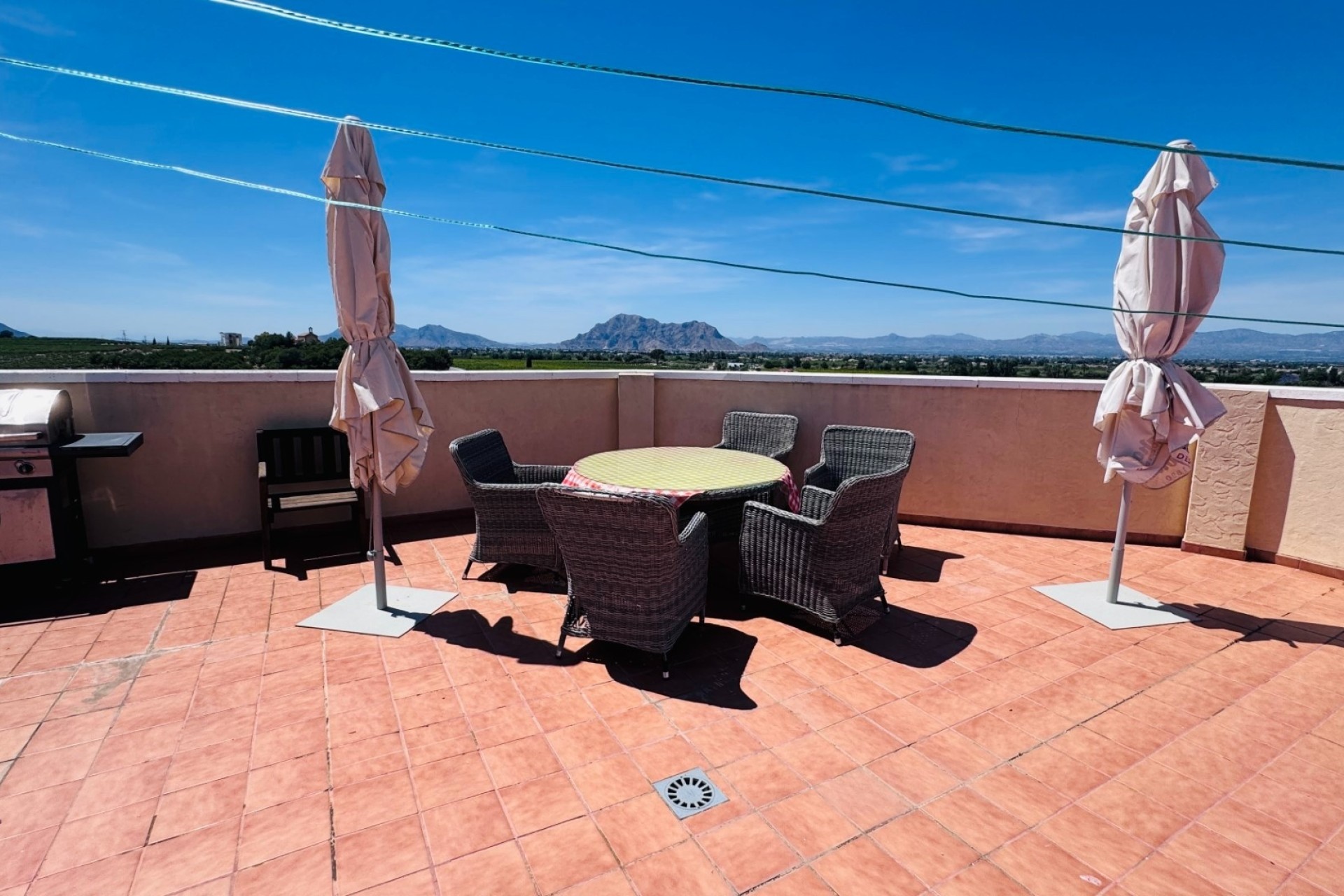 Resale - Wohnung / Appartement -
Algorfa
