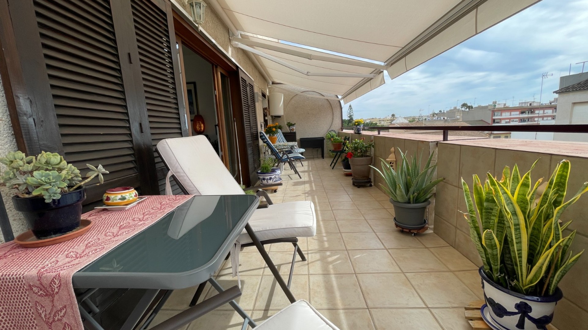 Resale - Wohnung Appartement -
Almoradí - centro