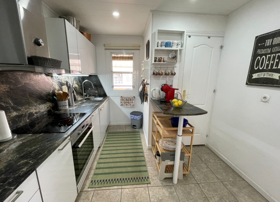 Resale - Wohnung Appartement -
Almoradí - centro