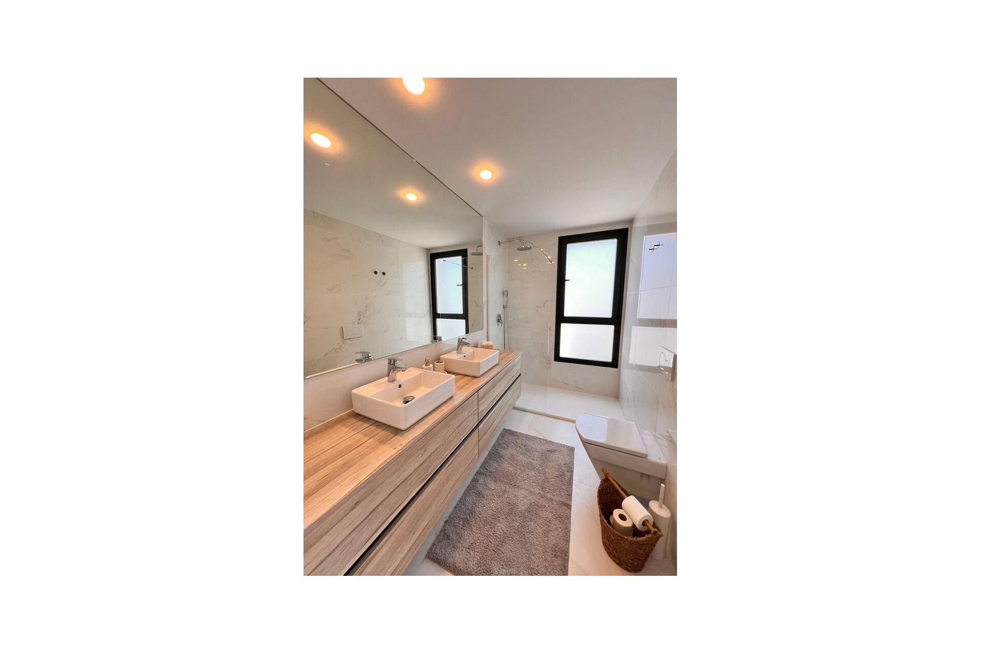 Resale - Wohnung / Appartement -
Benidorm - Playa de Poniente