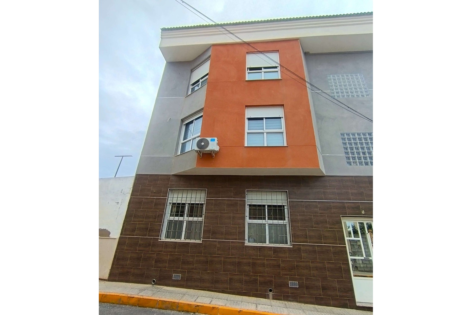 Resale - Wohnung / Appartement -
Benijofar