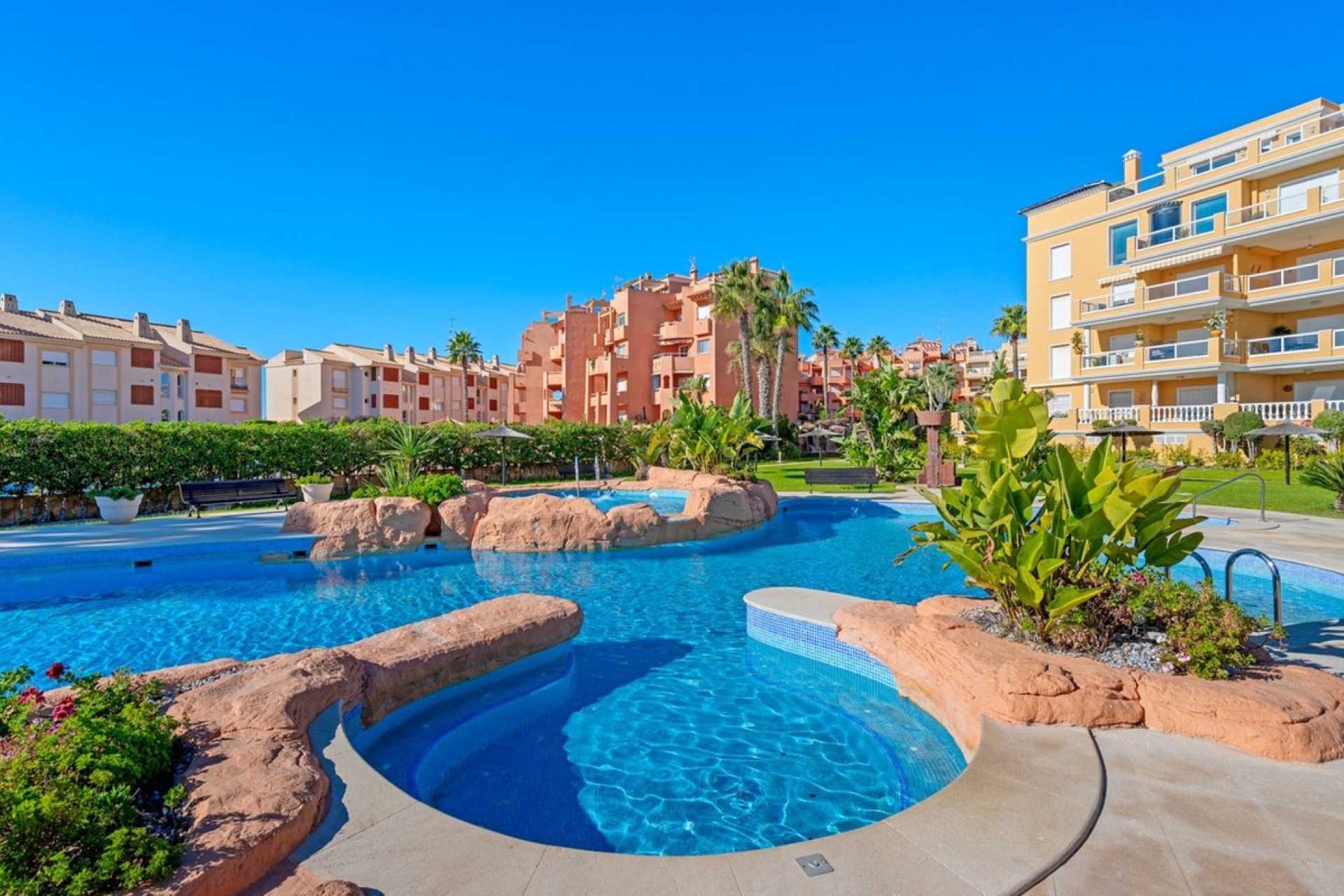 Resale - Wohnung / Appartement -
Cabo Roig - Costa Blanca