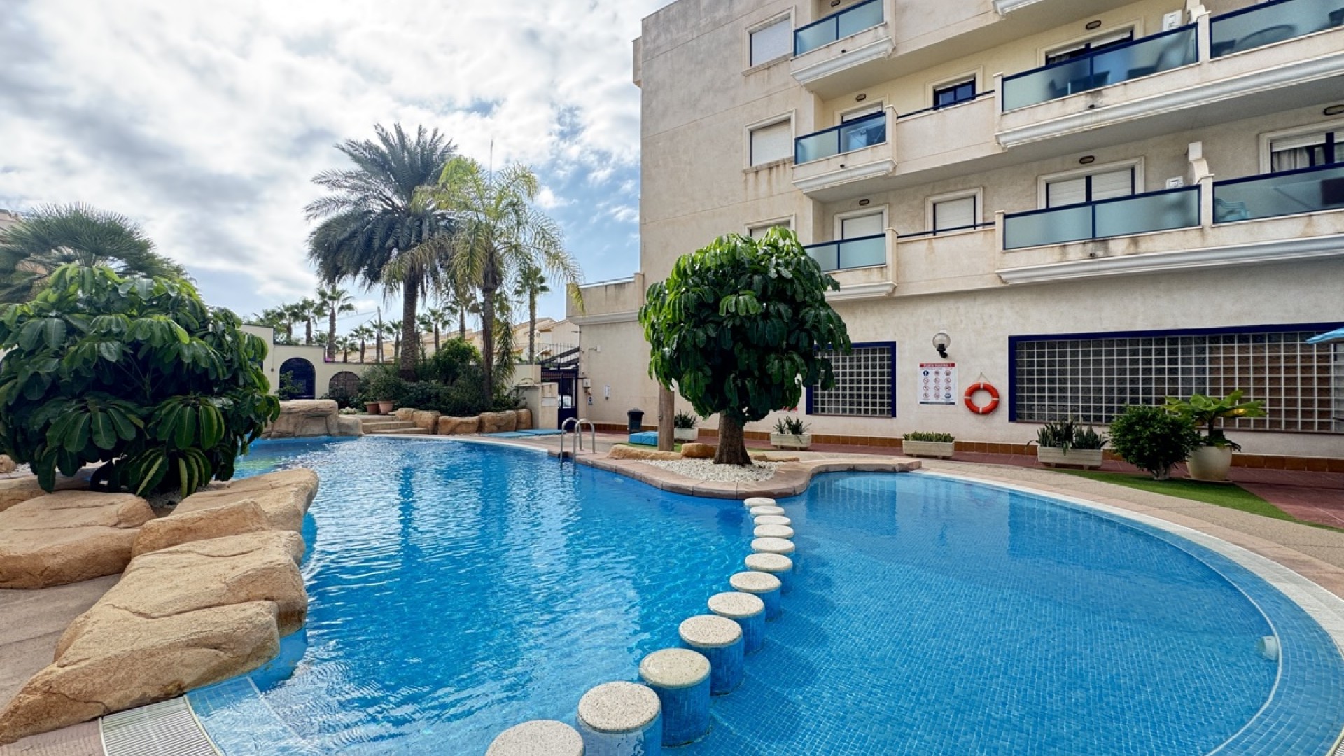 Resale - Wohnung Appartement -
Cabo Roig