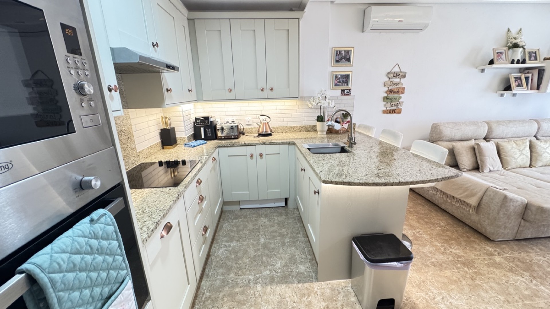 Resale - Wohnung Appartement -
Cabo Roig