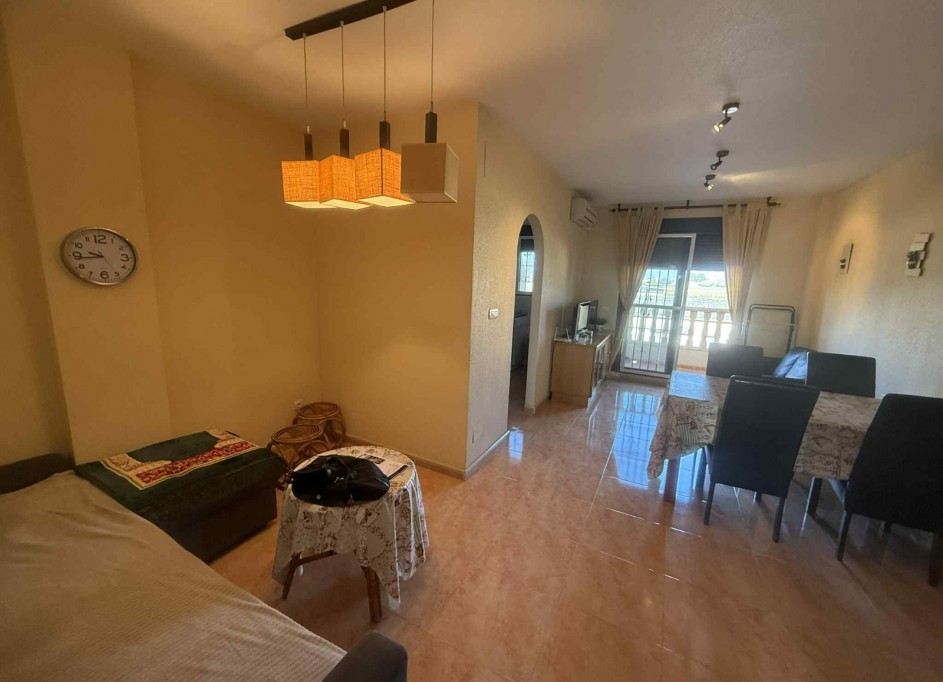Resale - Wohnung Appartement -
Daya Nueva