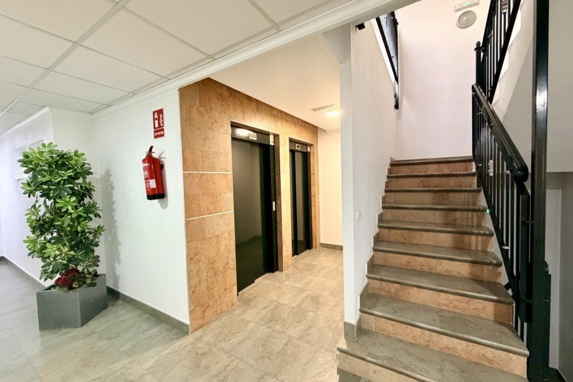 Resale - Wohnung / Appartement -
Dolores - Costa Blanca