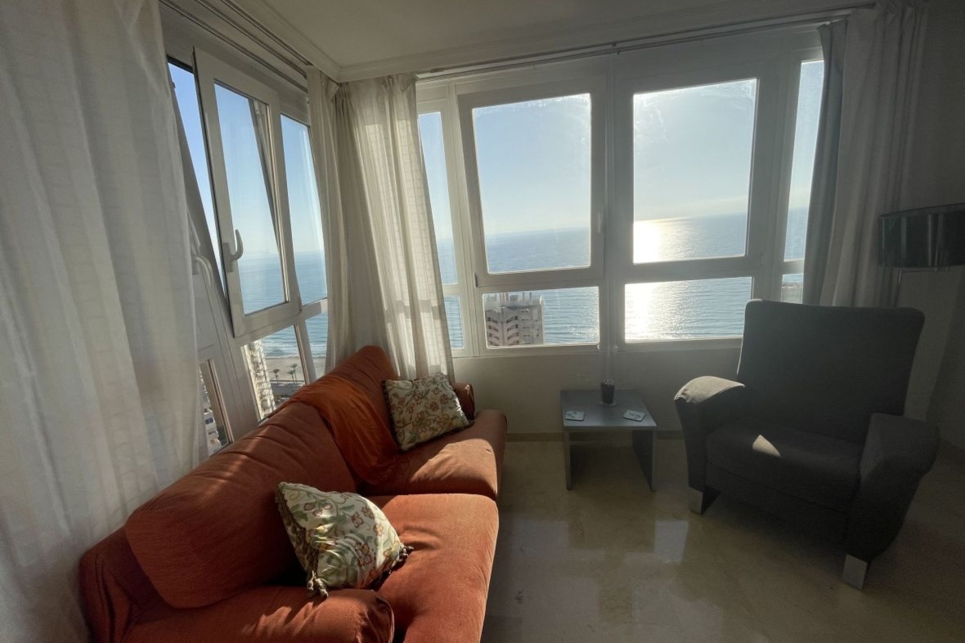 Resale - Wohnung / Appartement -
El Campello - Costa Blanca