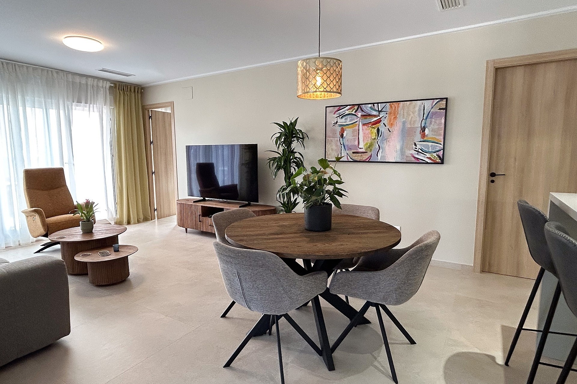 Resale - Wohnung / Appartement -
El Raso - Costa Blanca