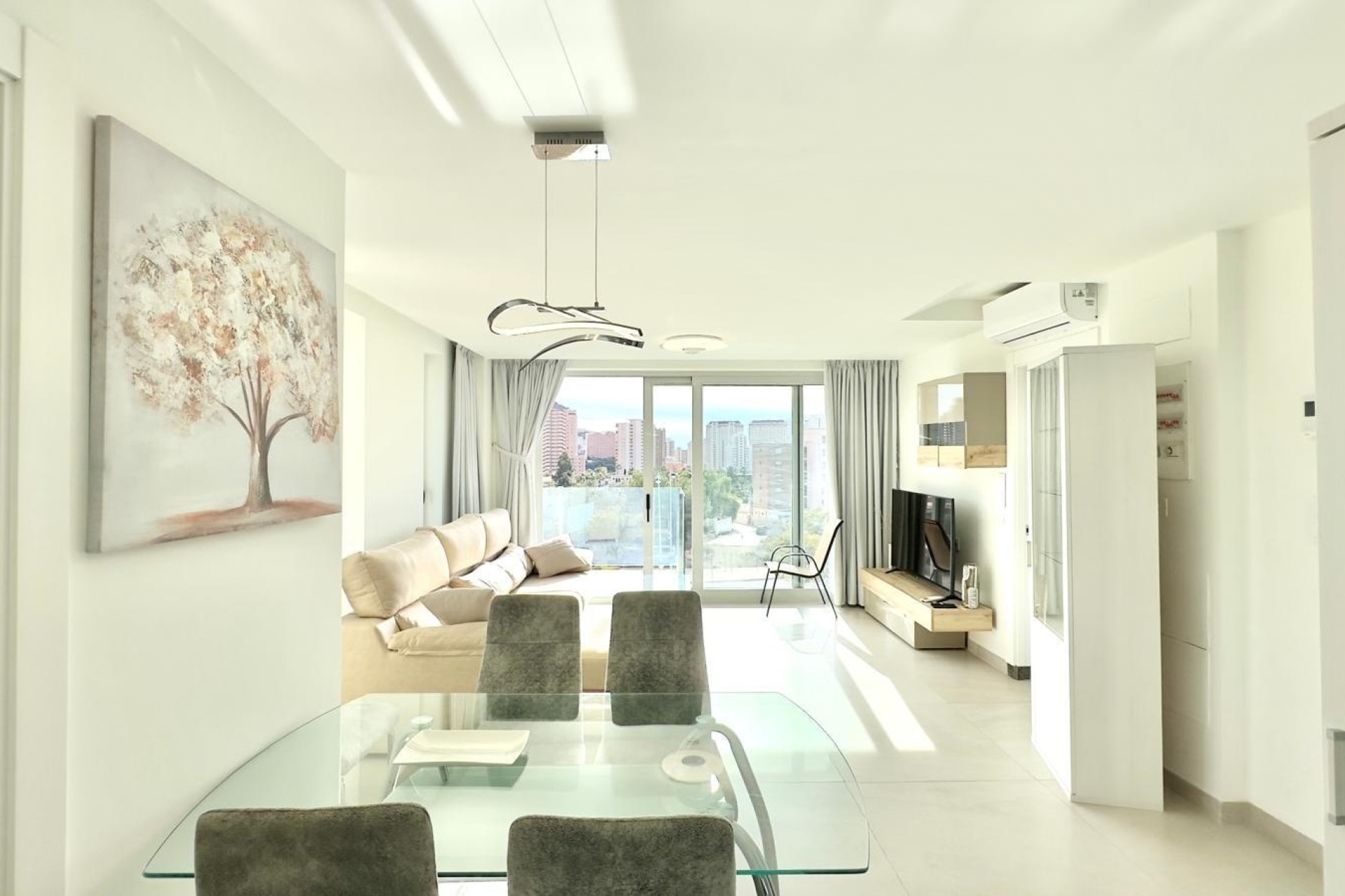 Resale - Wohnung / Appartement -
Finestrat