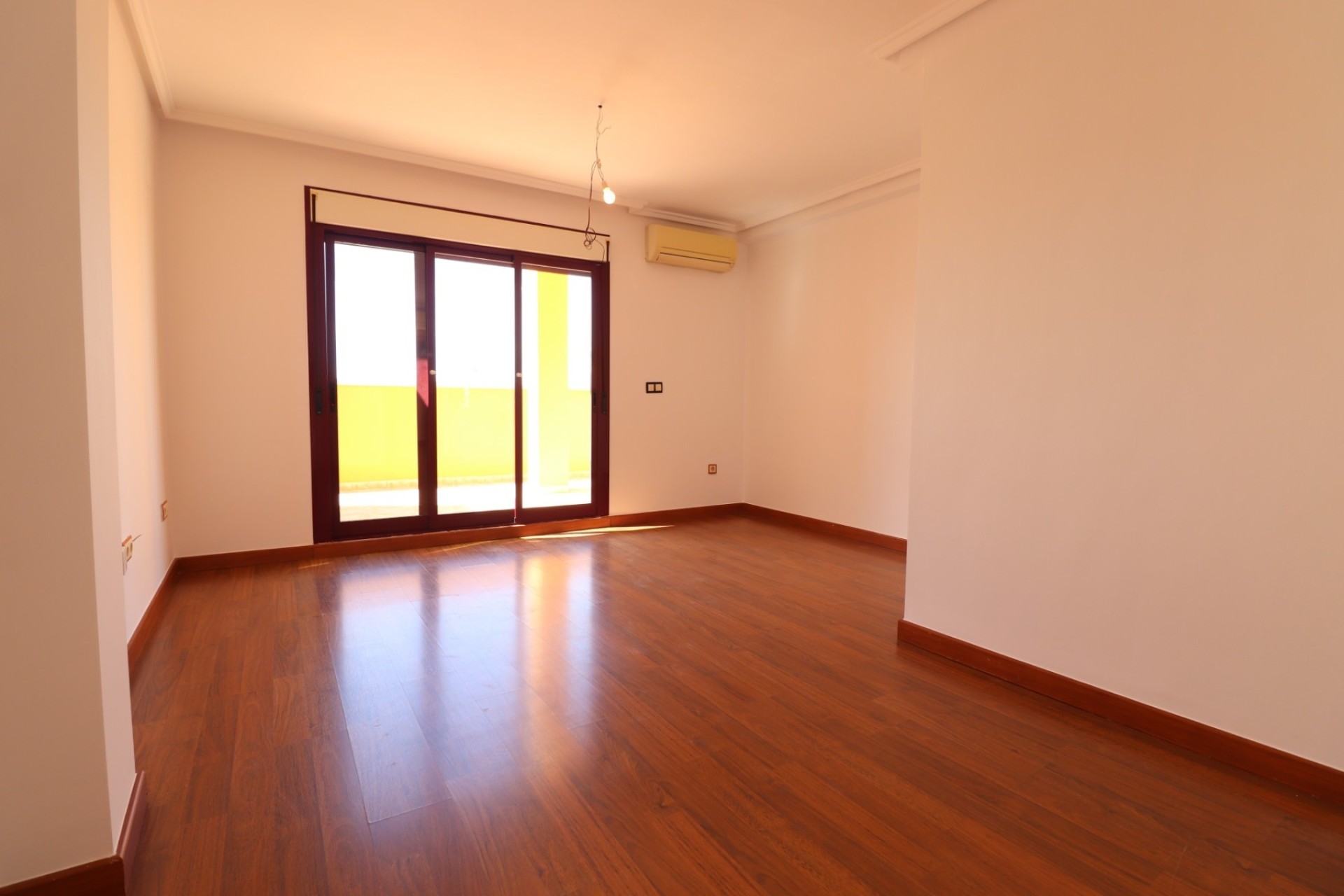 Resale - Wohnung / Appartement -
Formentera del Segura - Formentera - Village