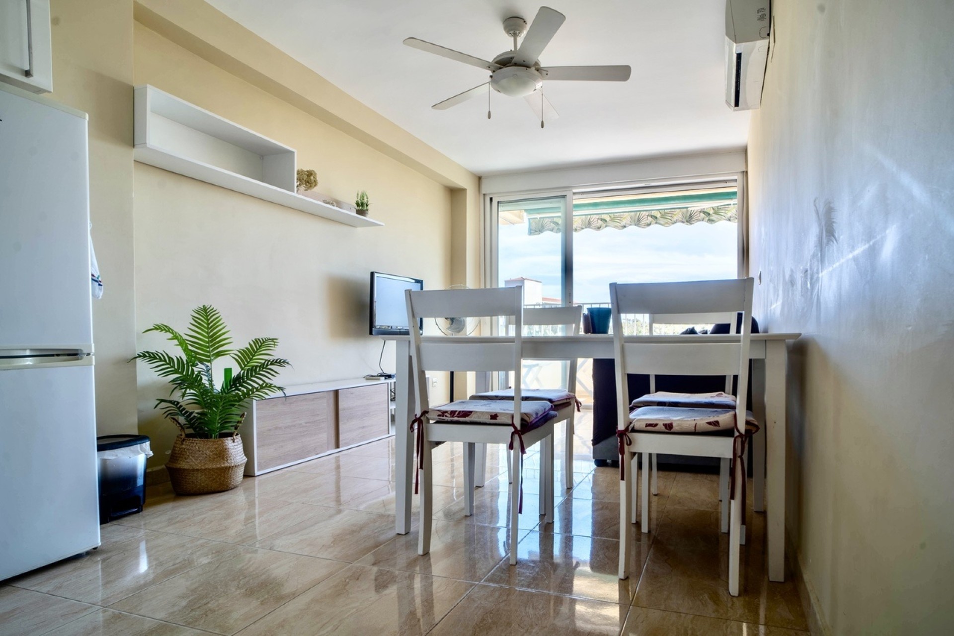 Resale - Wohnung / Appartement -
Guardamar del Segura - Costa Blanca