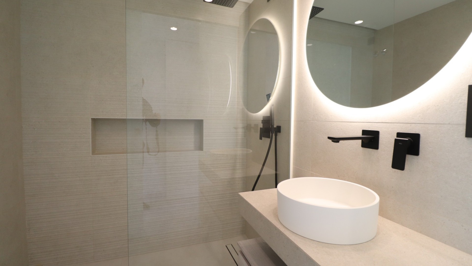 Resale - Wohnung Appartement -
Guardamar del Segura - El Raso