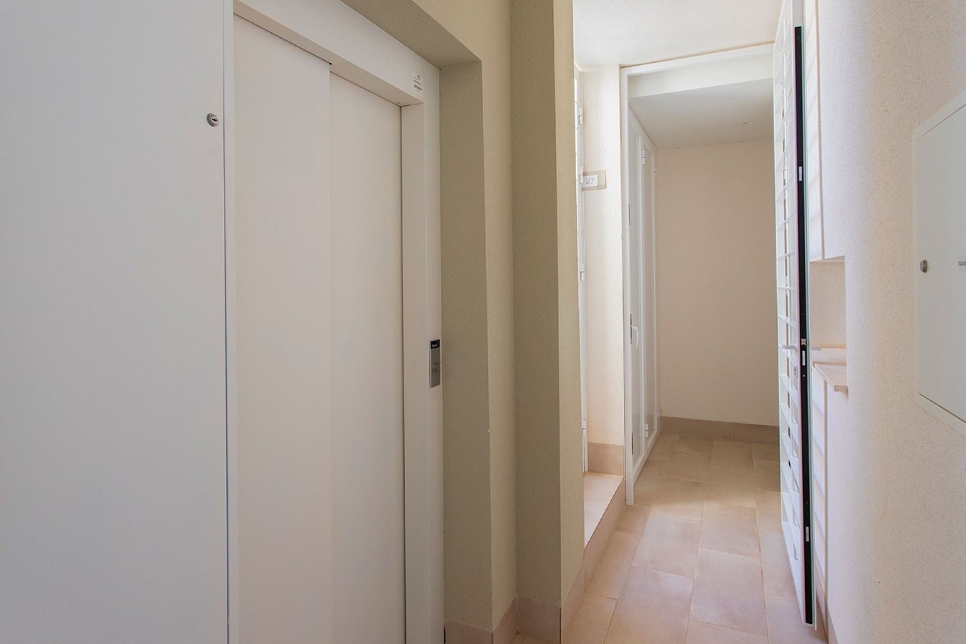 Resale - Wohnung / Appartement -
Guardamar del Segura - El Raso