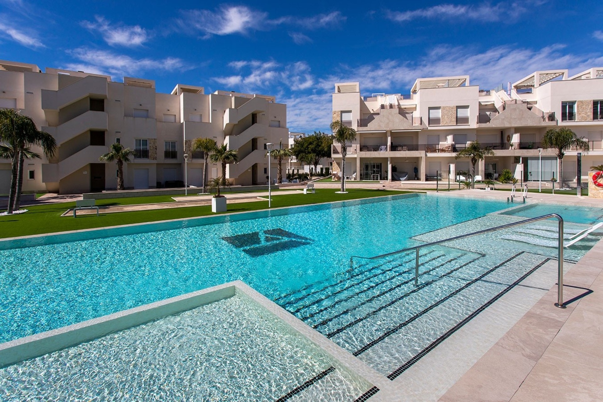 Resale - Wohnung / Appartement -
Guardamar del Segura - El Raso