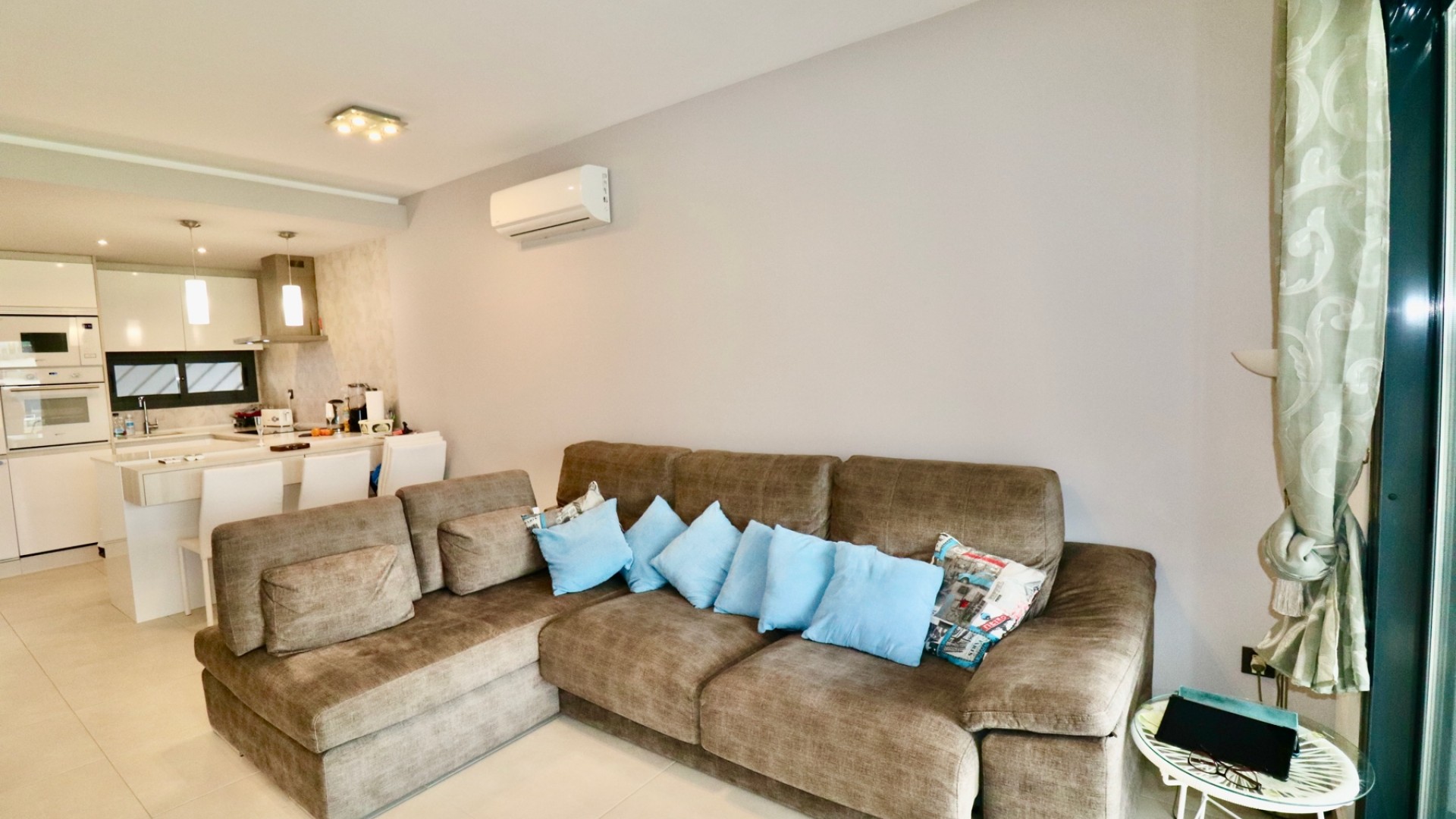 Resale - Wohnung Appartement -
Guardamar del Segura - Guardamar - El Raso