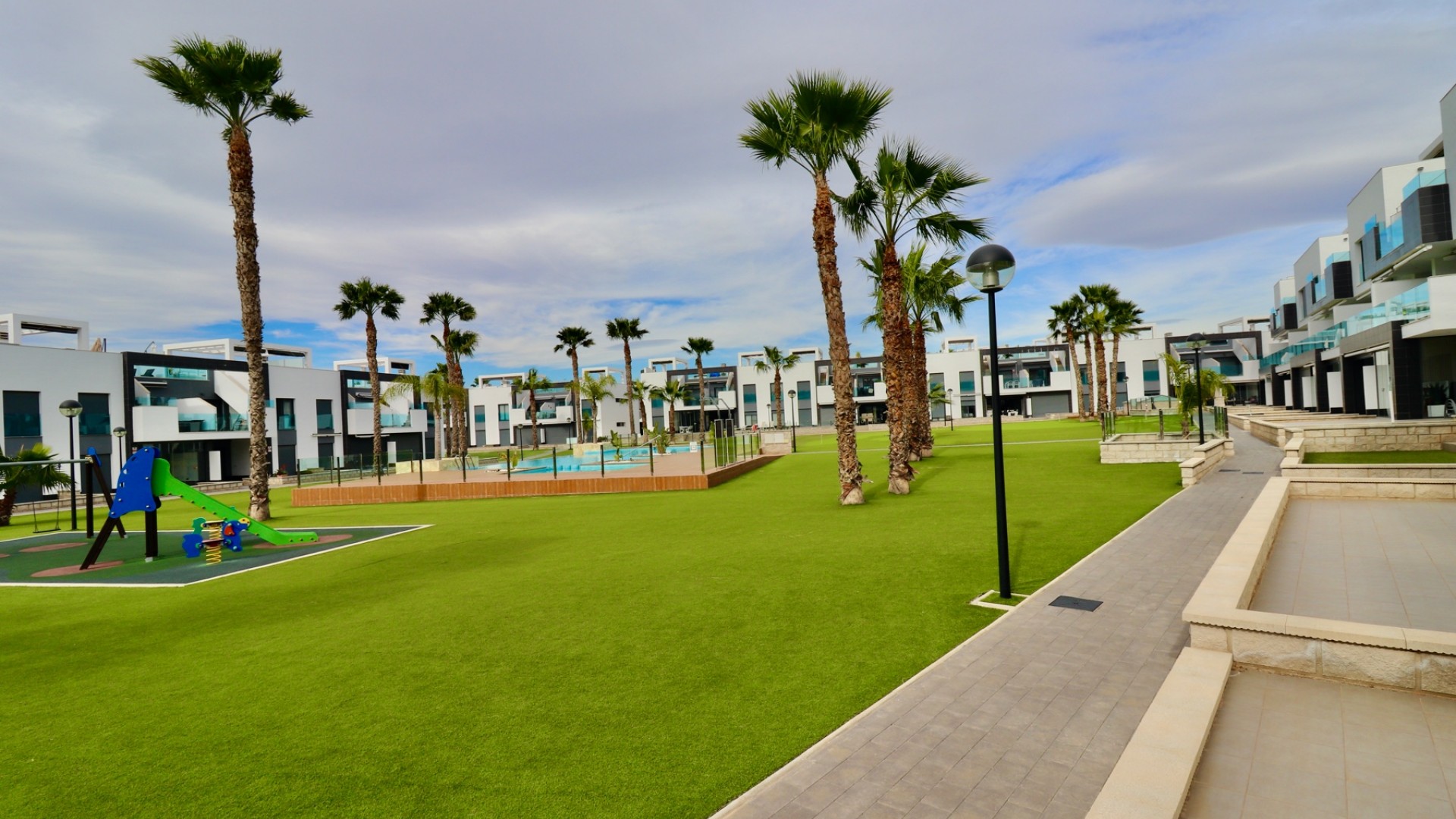 Resale - Wohnung Appartement -
Guardamar del Segura - Guardamar - El Raso