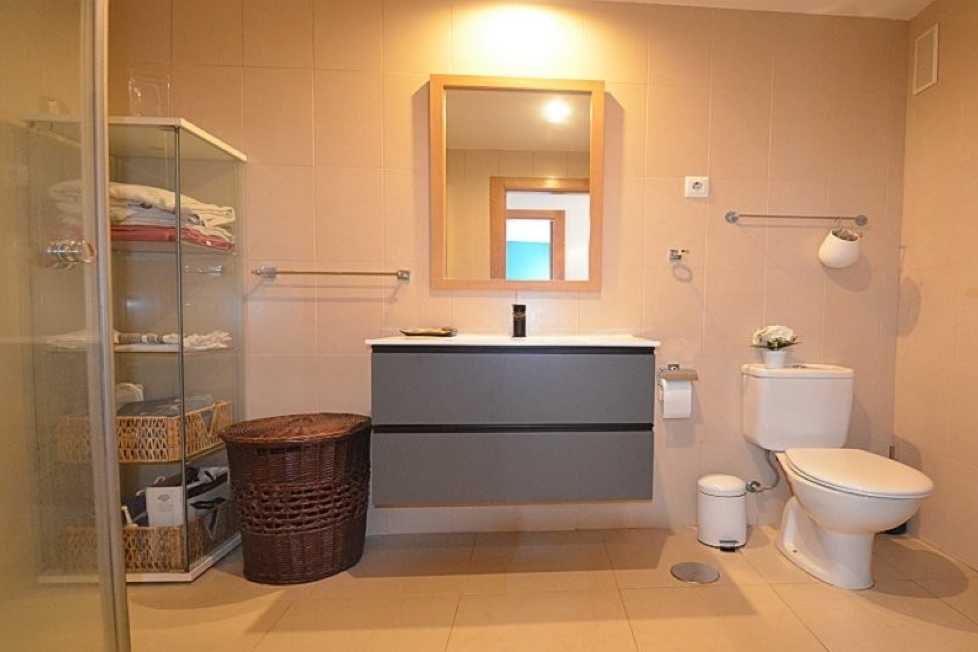 Resale - Wohnung / Appartement -
Hacienda Riquelme Golf Resort - Inland