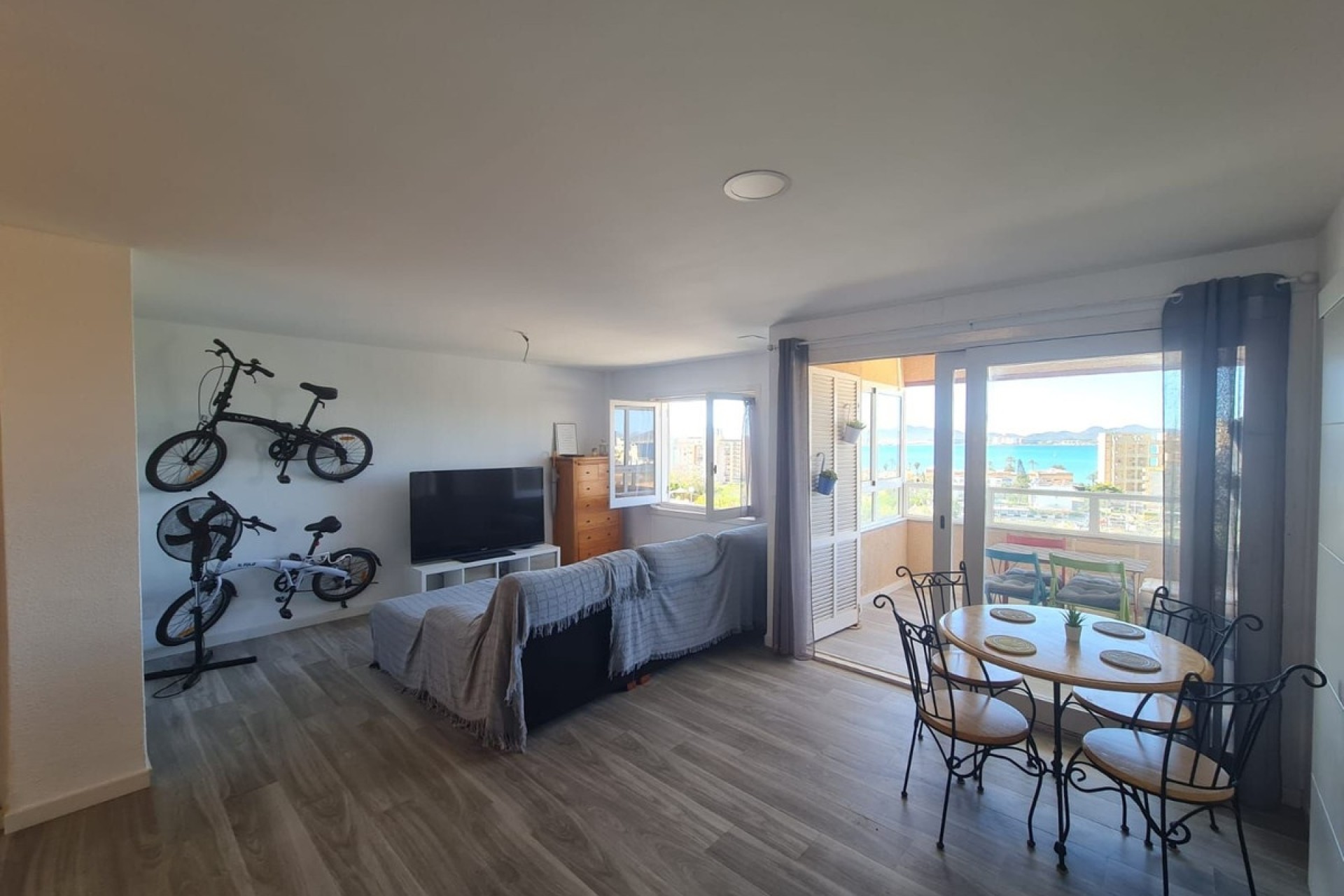 Resale - Wohnung / Appartement -
La Manga del Mar Menor - Costa Calida