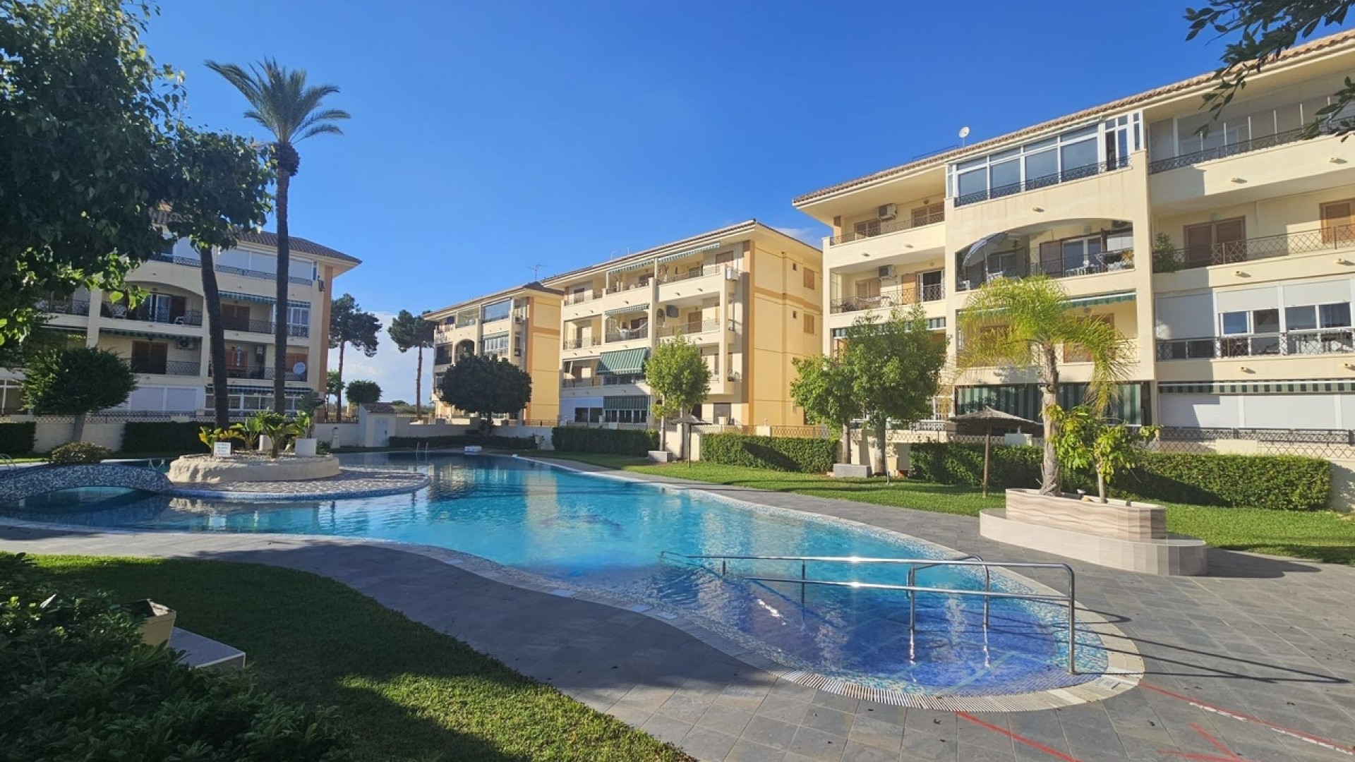 Resale - Wohnung Appartement -
La Mata - Costa Blanca