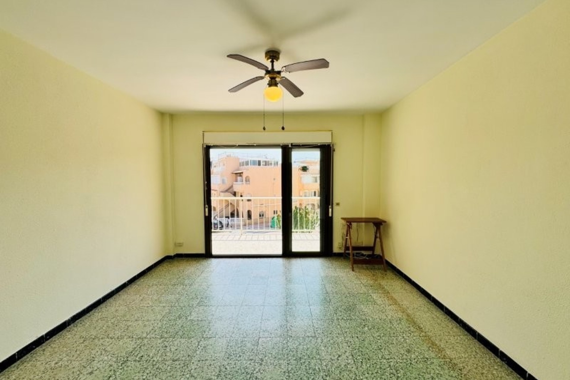 Resale - Wohnung / Appartement -
La Mata - Costa Blanca