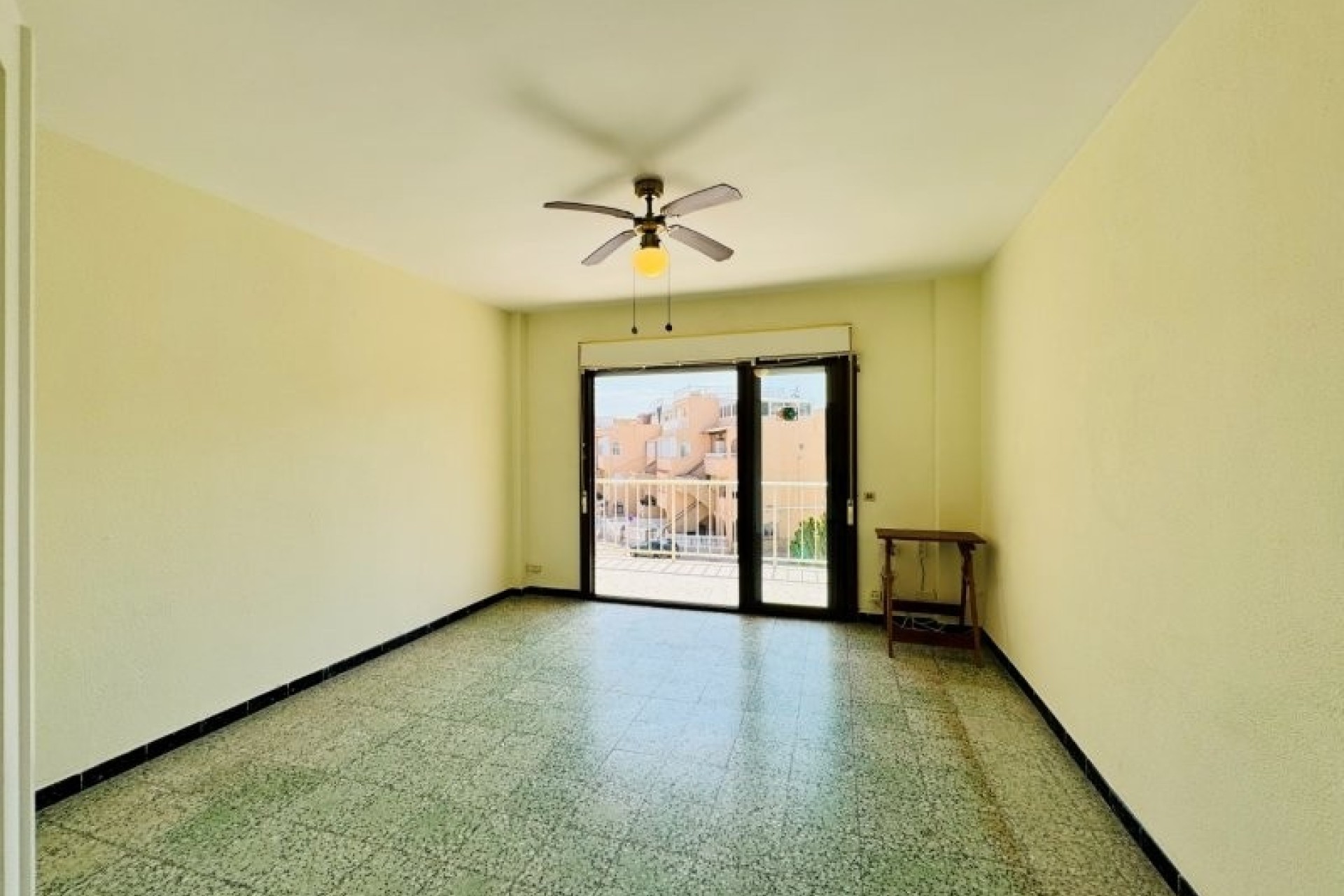 Resale - Wohnung / Appartement -
La Mata - Costa Blanca