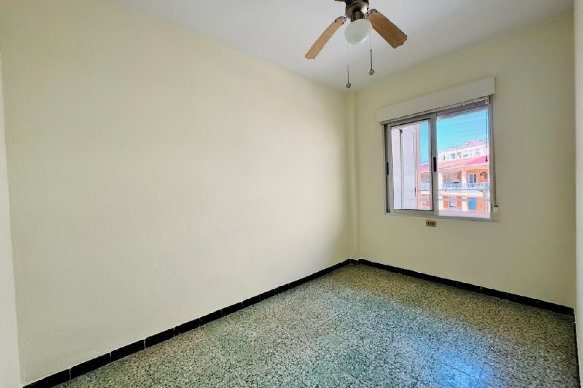 Resale - Wohnung / Appartement -
La Mata - Costa Blanca