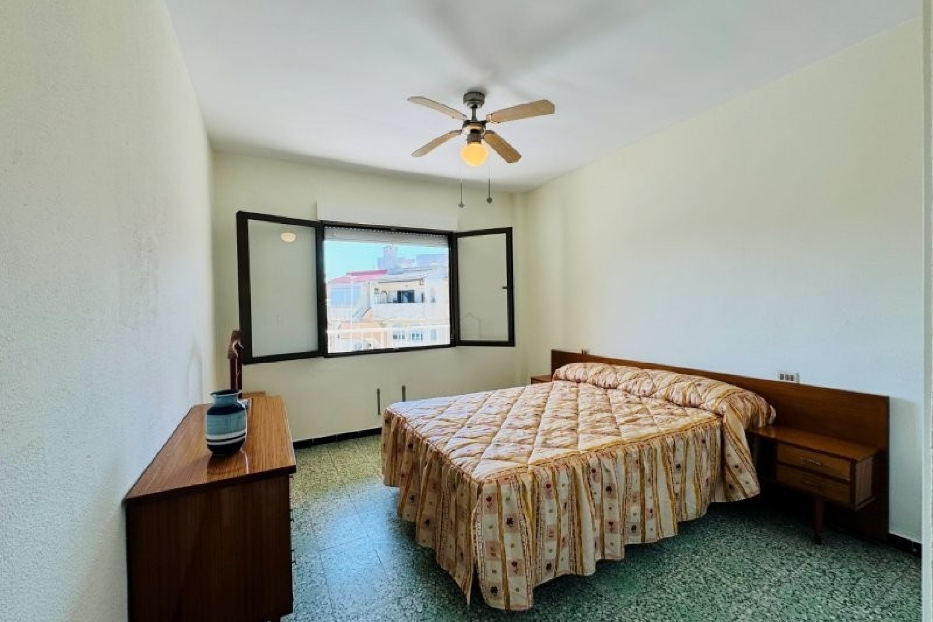 Resale - Wohnung / Appartement -
La Mata - Costa Blanca
