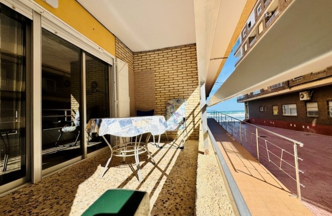Resale - Wohnung / Appartement -
La Mata - Costa Blanca