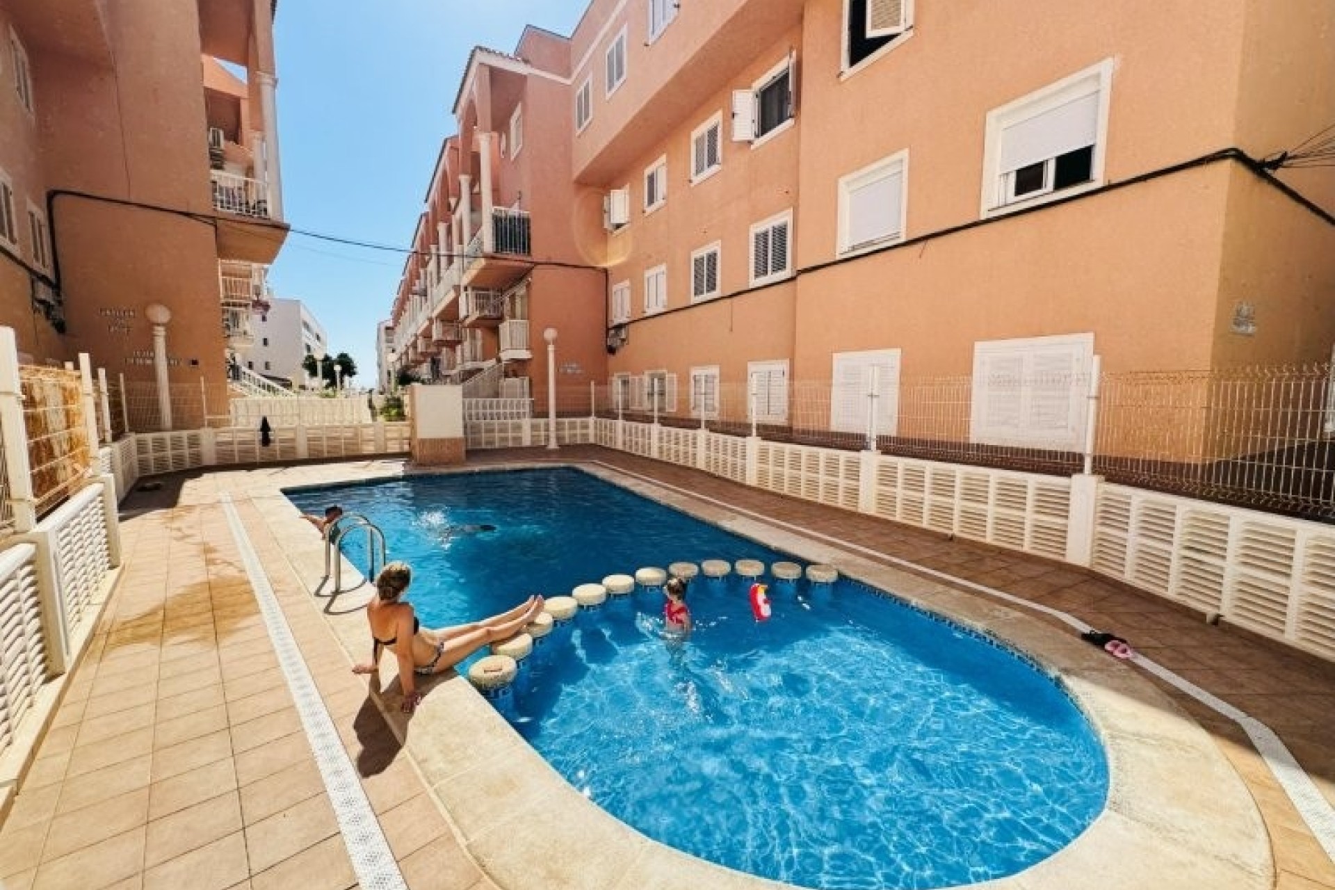 Resale - Wohnung / Appartement -
La Mata - Costa Blanca