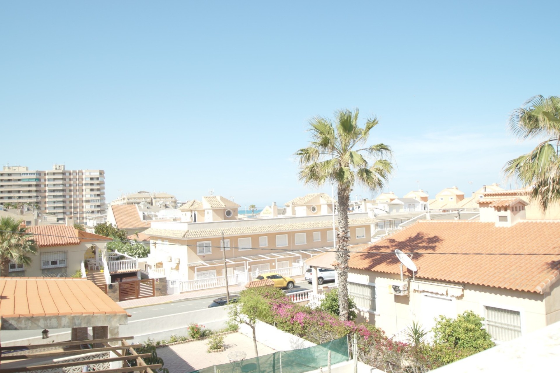 Resale - Wohnung / Appartement -
La Mata - Playa