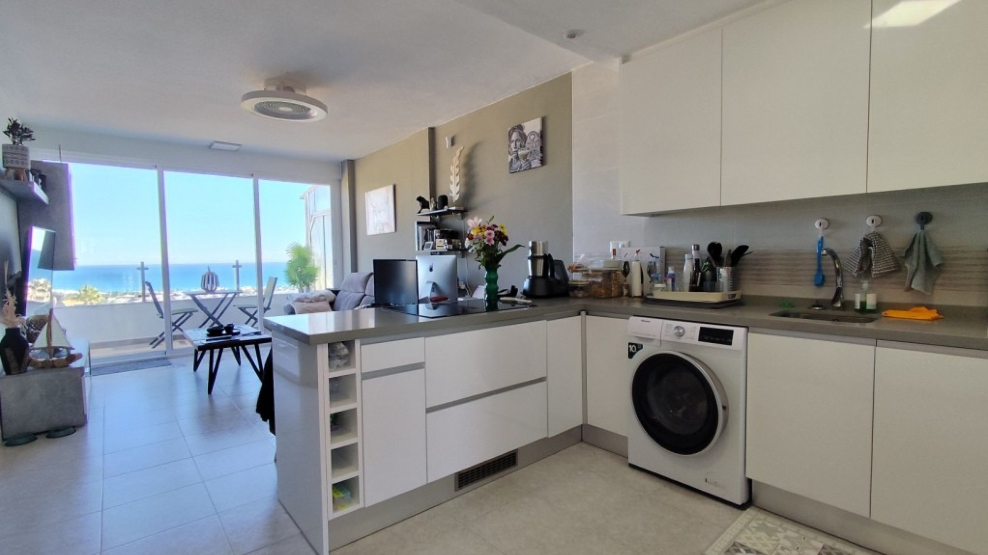 Resale - Wohnung Appartement -
La Mata