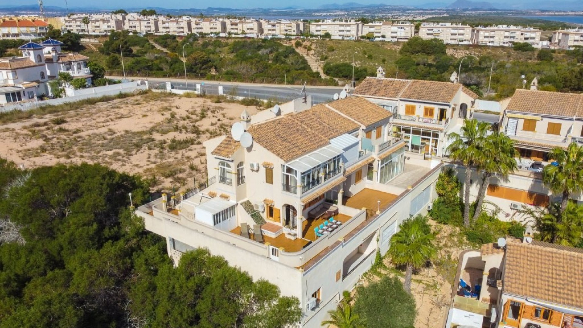 Resale - Wohnung Appartement -
La Mata