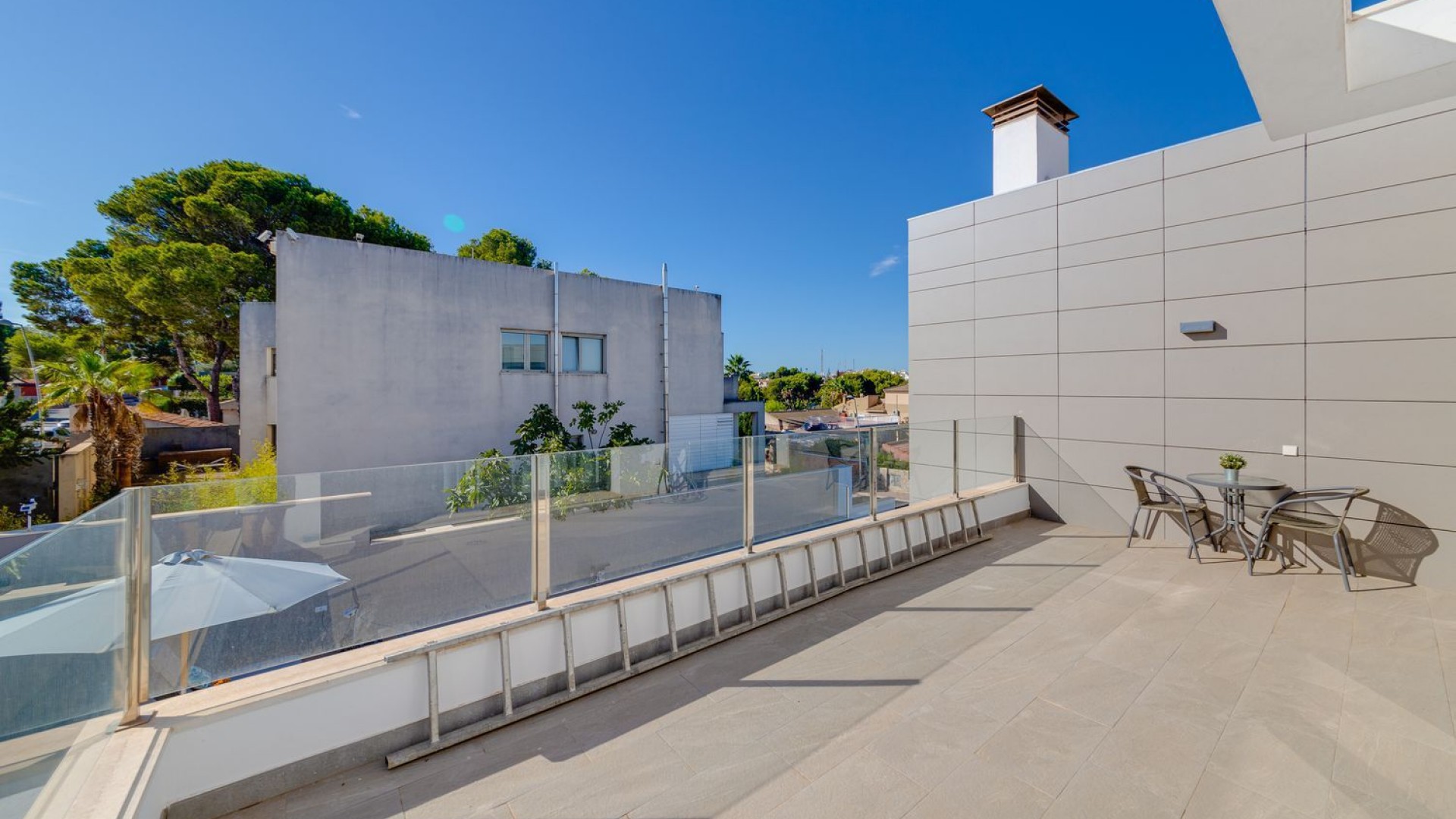 Resale - Wohnung Appartement -
La Vega Baja